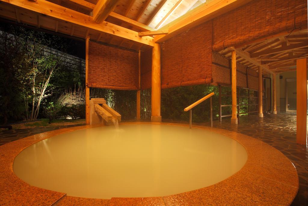 Iizaka Hotel Juraku Fukushima  Exteriör bild