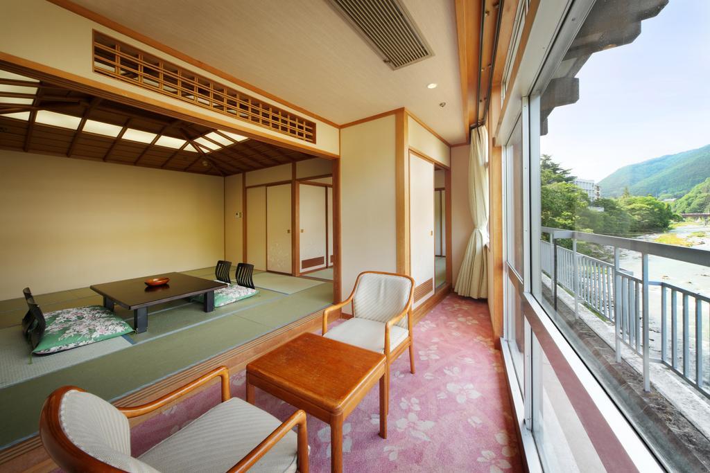 Iizaka Hotel Juraku Fukushima  Exteriör bild