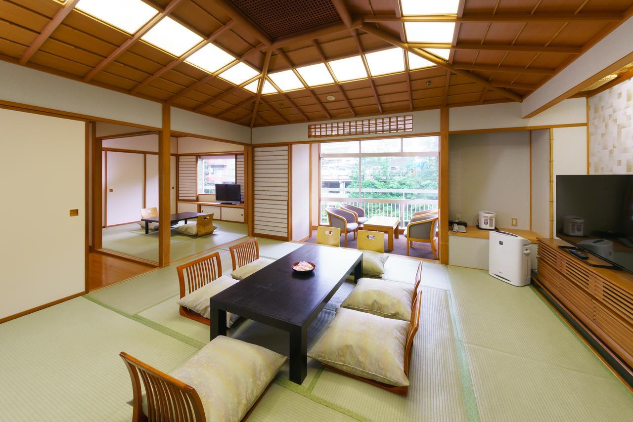 Iizaka Hotel Juraku Fukushima  Exteriör bild