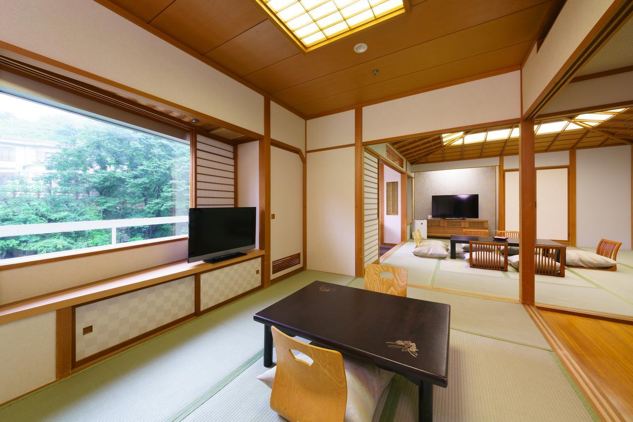 Iizaka Hotel Juraku Fukushima  Exteriör bild